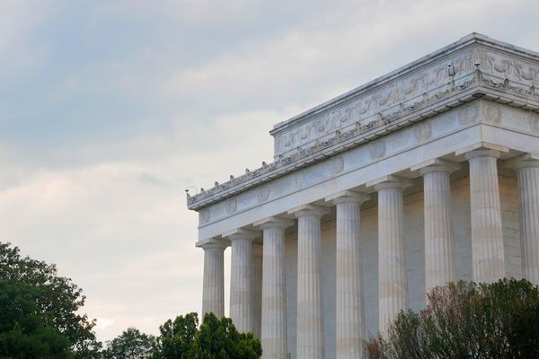 Tokenized Markets Surge — $14.6 Billion Treasury Transition