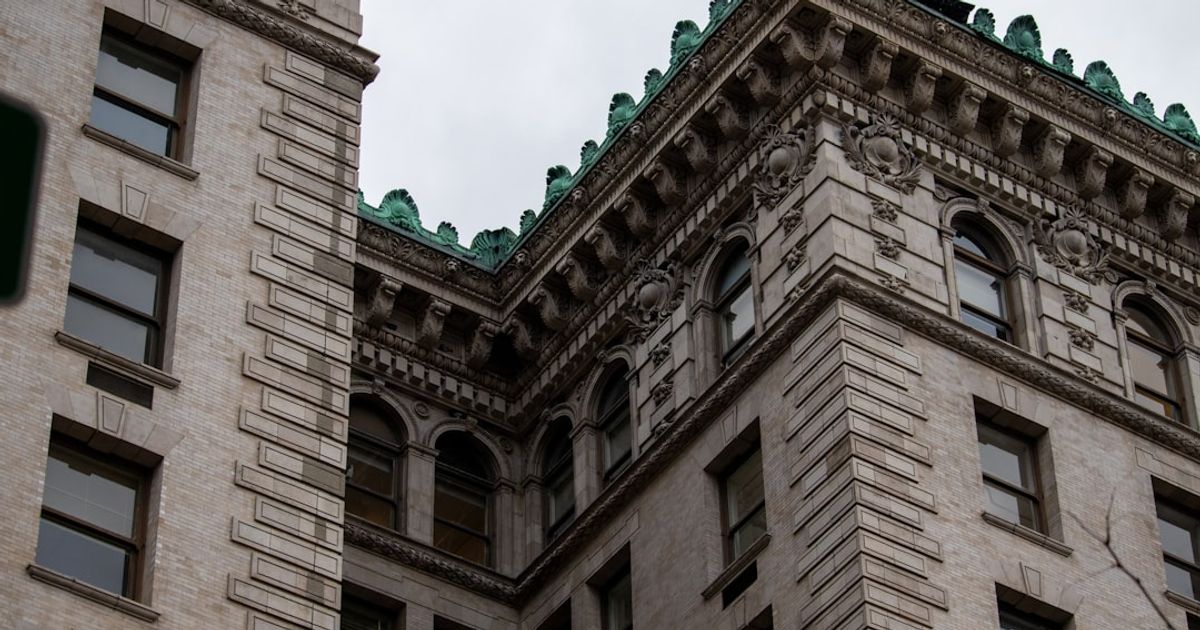 Kevin Warsh's Fed Confirmation Spurs Bitcoin Uncertainty Amid CLARITY Act Progress