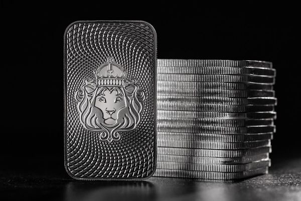 Gold Prices Surge Amid Positive Jobs Report and Geopolitical Tensions