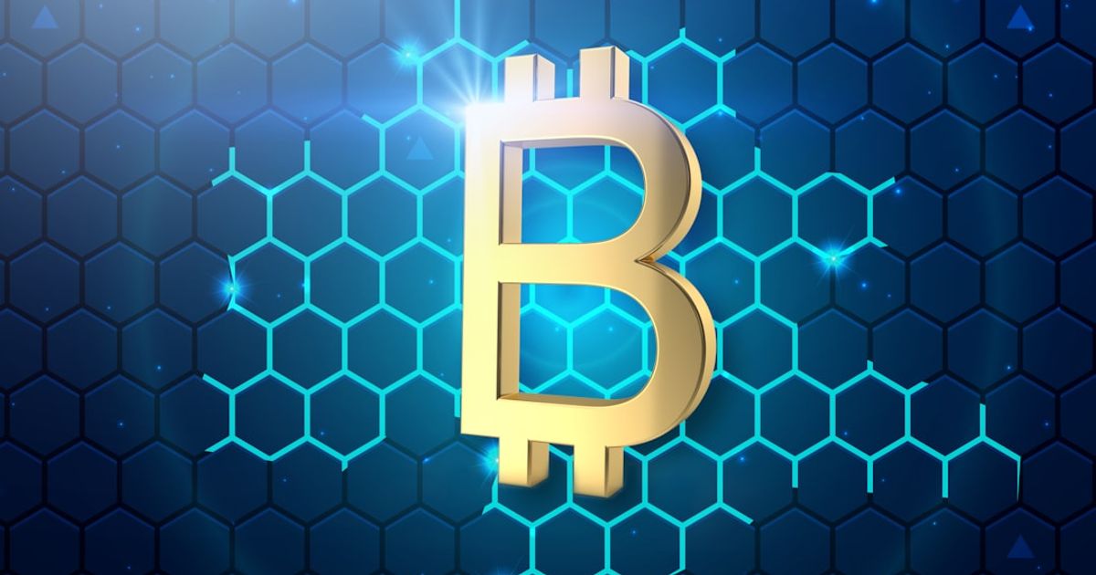 $2.7 Billion Pulled from Bitcoin and Ethereum ETFs— Rotation into Solana, XRP