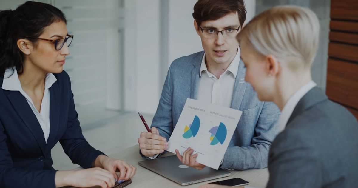 Retail Investors Drive Significant Bitcoin and Ether ETF Sell-Off Amid Market Correction