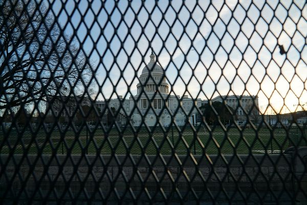 Polymarket's Odds on CLARITY Act Plummet Amid Senate Stalemate