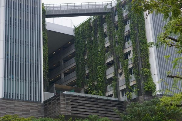 ZeroLend Shuts Down Amid Rising Security Threats and Market Challenges