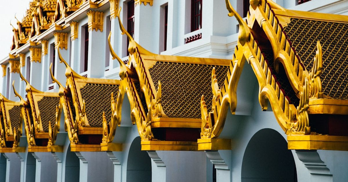 Gold Prices Hold Strong Amid Rising Oil and Geopolitical Tensions