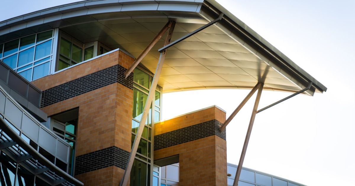 Mitsui OSK Shares Surge After Elliott Investment Stake Acquisition