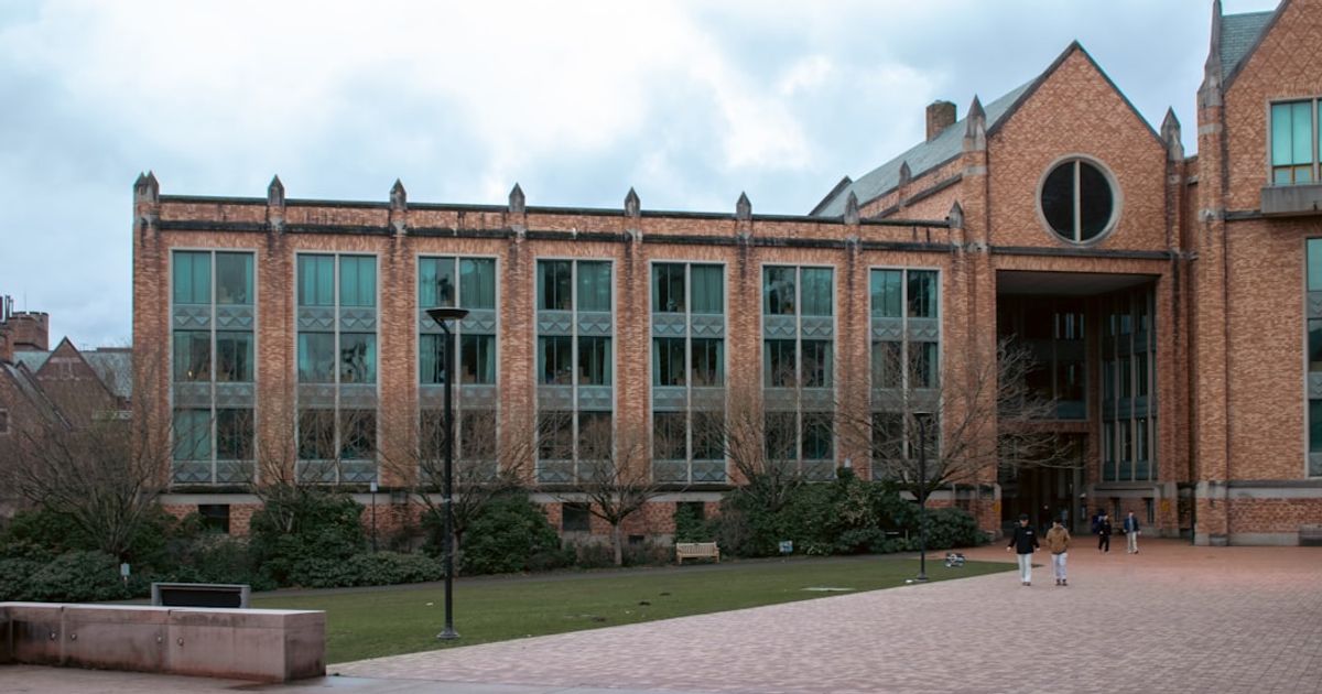 Federal Reserve's Decision Looms Amid Stubborn Inflation and Transition