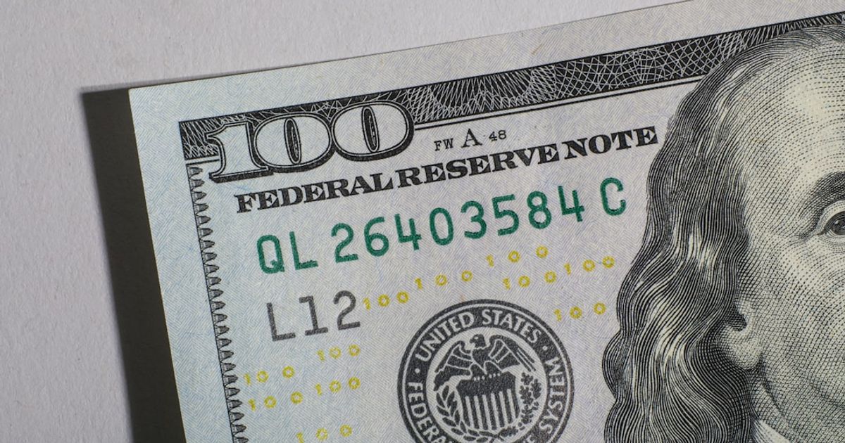 Jerome Powell Stays on Fed Board Amid Ongoing Investigation