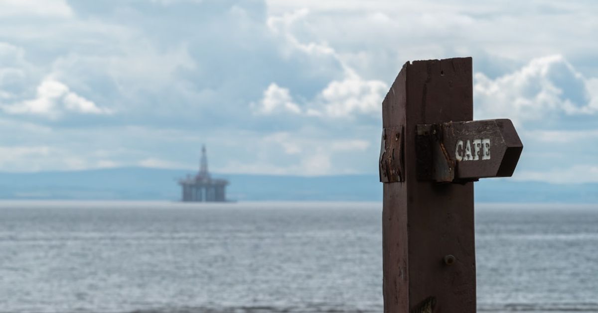 Geopolitical Tensions Drive Oil Prices Toward Inflation Spike