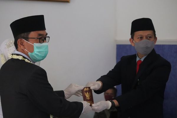 Senators Urge Investigation into World Liberty Financial: A Crypto Controversy Unfolds