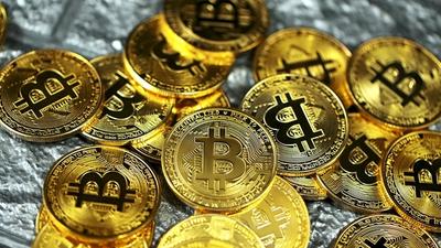 US Bitcoin Reserve Plan Stalls Amid Federal Turf War