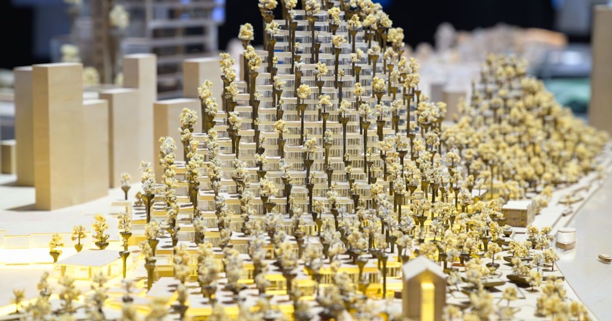 Gold and Silver Sell-off Deepens Amid Inflation Fears and Conflict