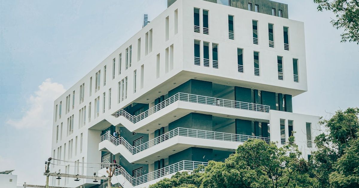 BlackRock Launches Ether ETF with Strong Initial Trading Volume