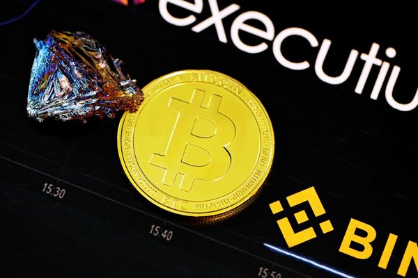U.S. Moves $288M Seized Crypto to Coinbase Prime — Breaking a Presidential Order