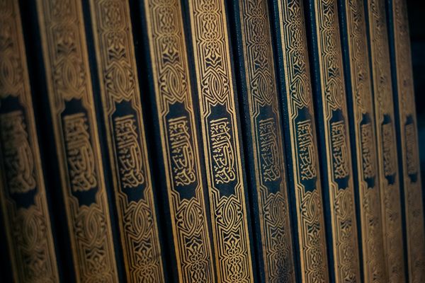 Gold Faces Pressure Ahead of Fed Meeting Amidst Jobless Claims