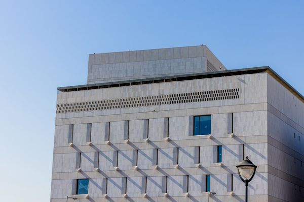 DOJ's Fed Investigation Threatens Warsh's Confirmation Amid Cost Overruns