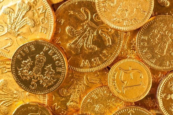 Central Banks Amass Gold Reserves — 244 Tonnes Added in Q1 2026