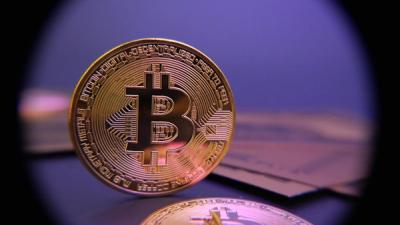 Spot Bitcoin ETFs Face Record $2.97 Billion Outflow in 10 Days