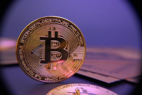 Spot Bitcoin ETFs Face Record $2.97 Billion Outflow in 10 Days