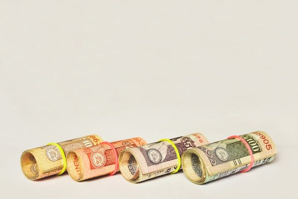 ETFs Outyielding S&P 500 — Defensive Plays Amid Recession Fears