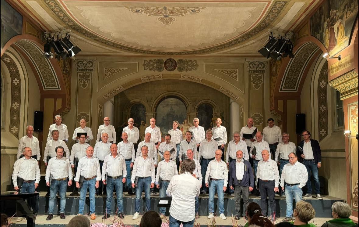 Männergesangsverein Brixen 1862 á tónleikum í Brixen.
