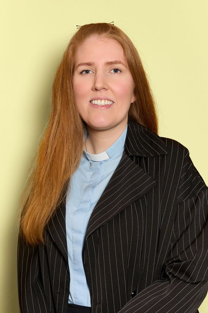 Sr. Karen Hjartardóttir.