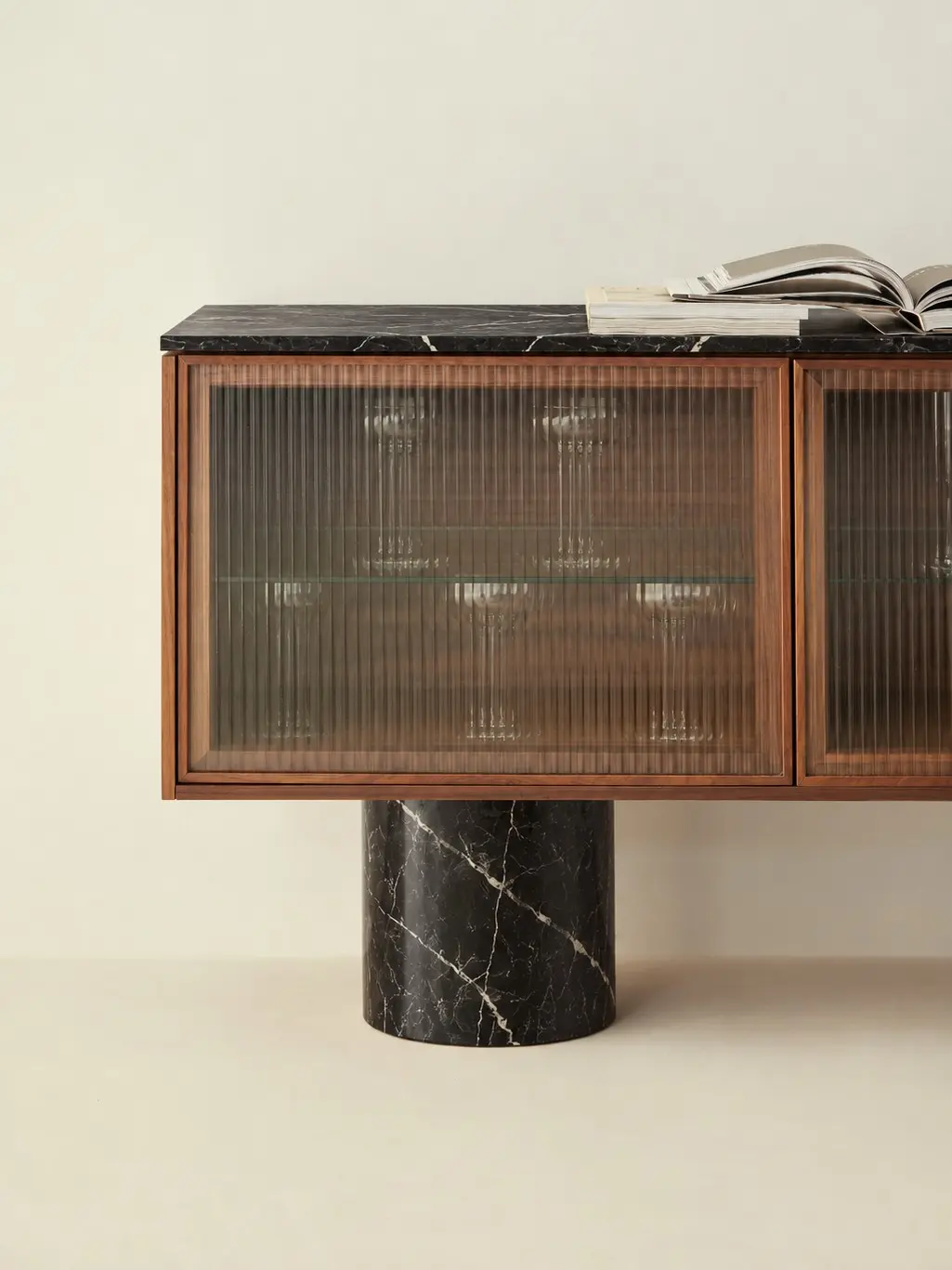 Rio sideboard detail