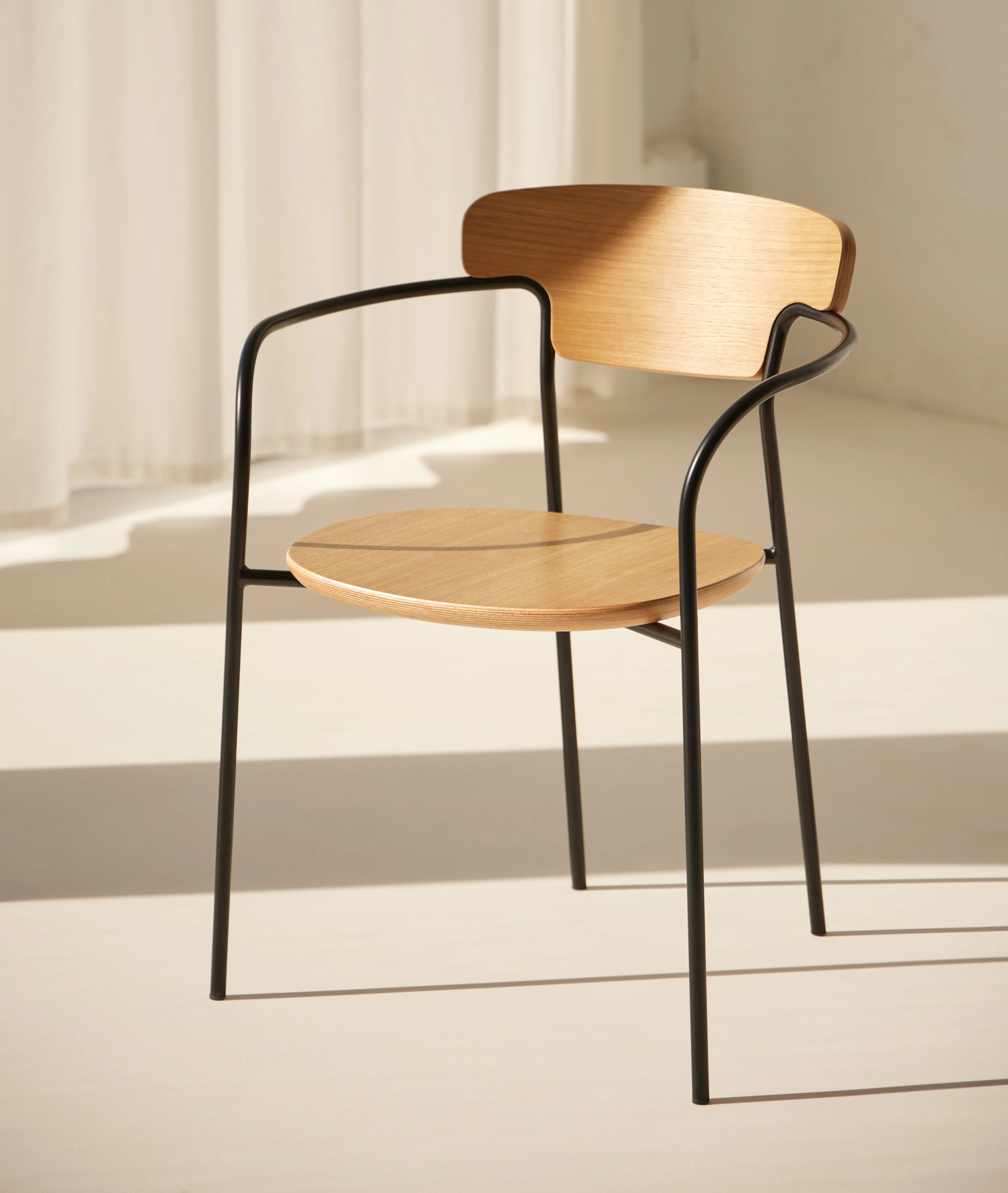 Pecan chair