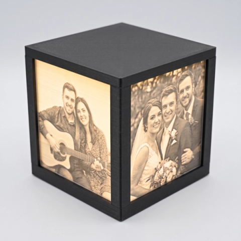 4 Pictures Lightbox