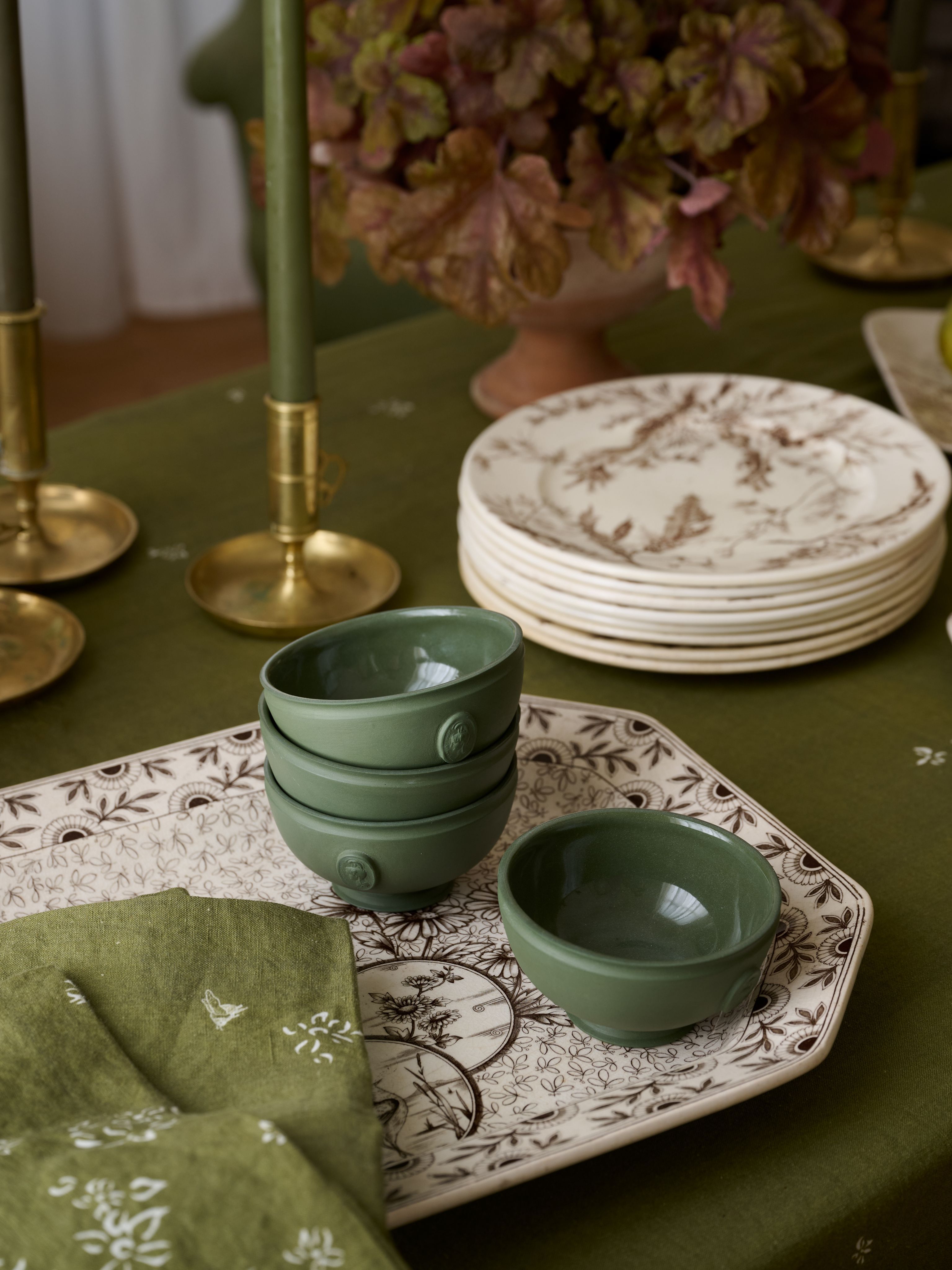 Wedgwood Salad Plate Napoleon Ivy Green (Queen's Ware) | Ken Fulk