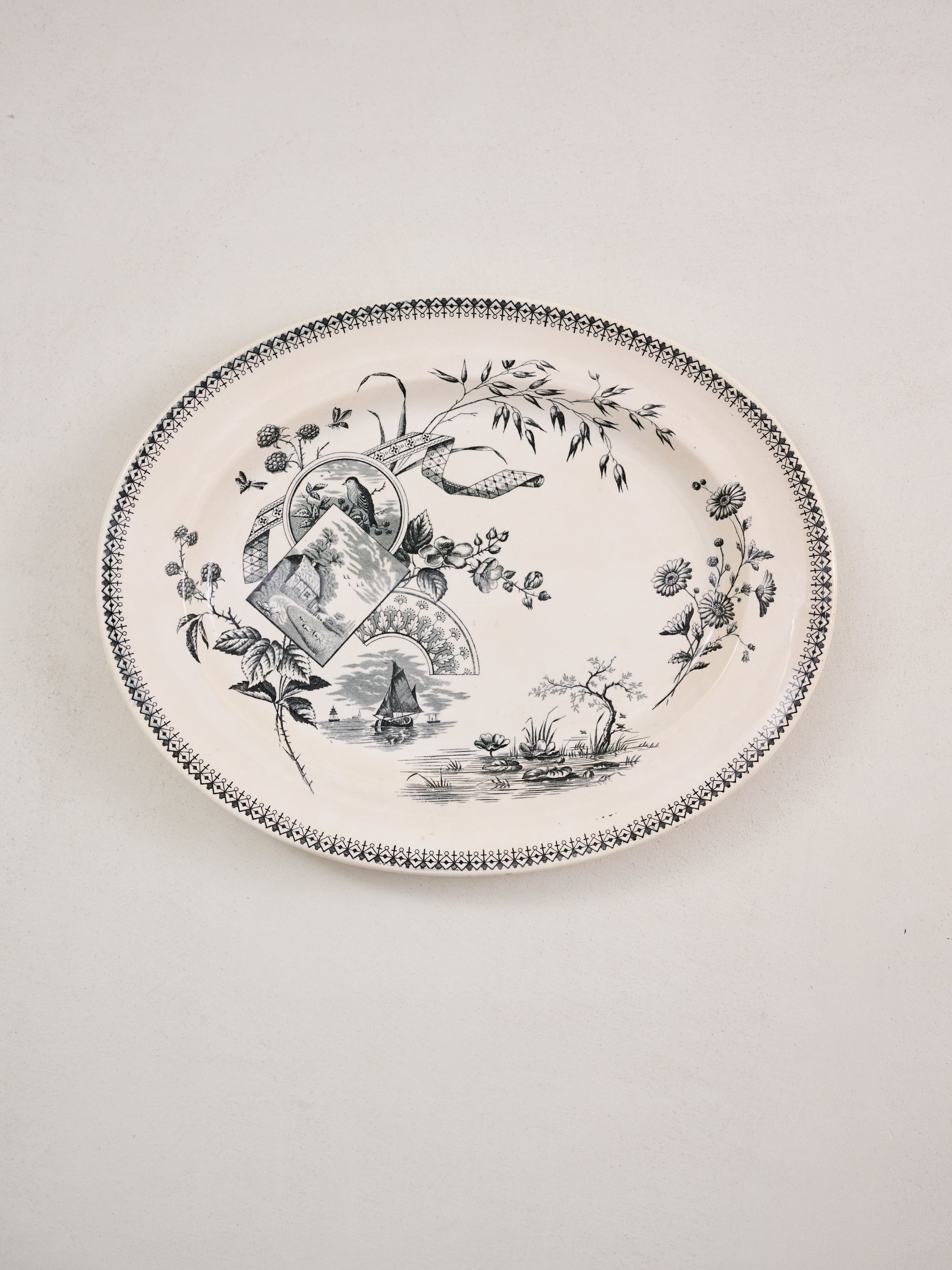 New Wharf Tennyson Large Black Victorian English Platter, Raspberries ...