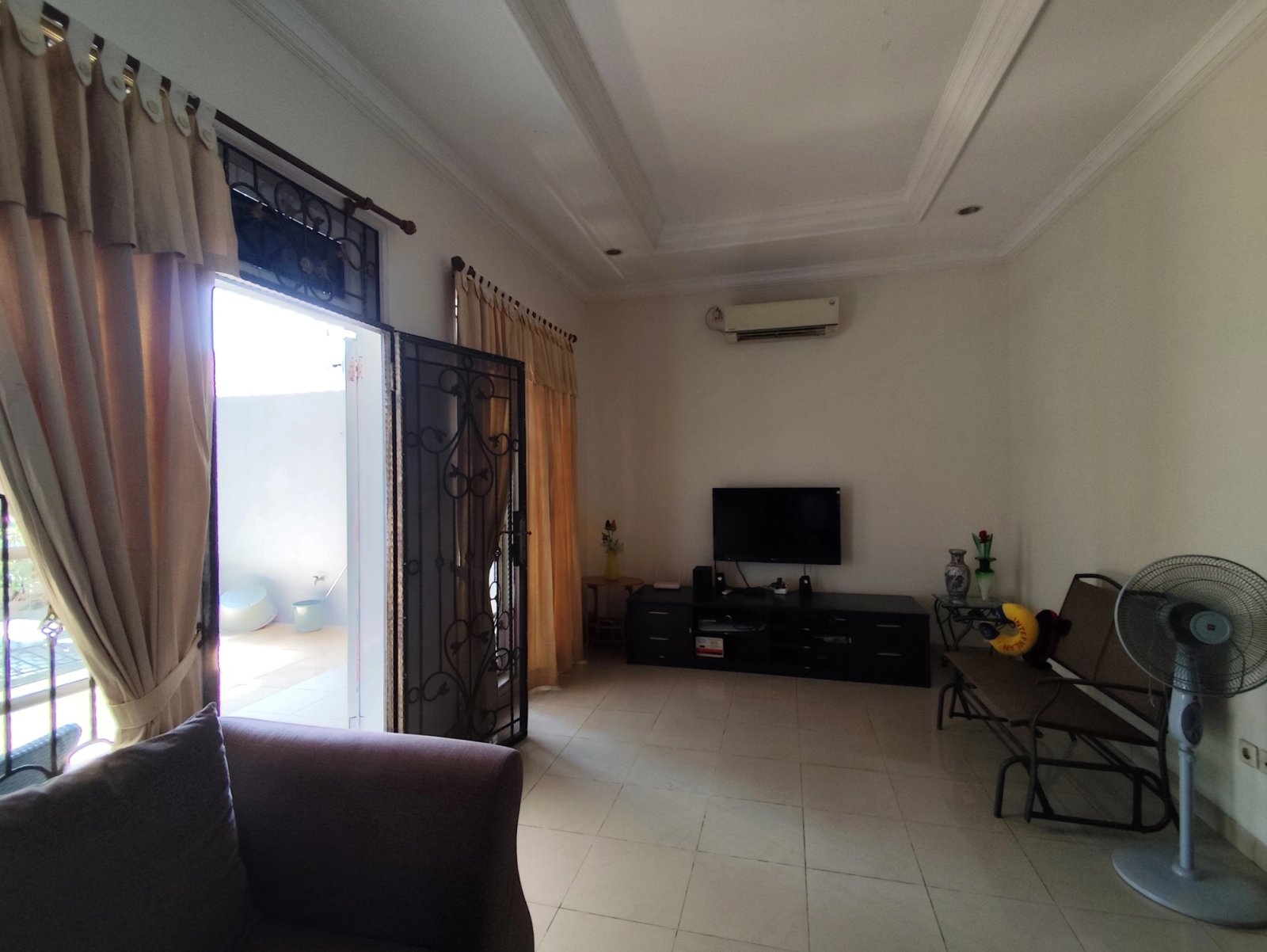 Duta Garden 2 lantai 10x30 Timur, Duta Garden, Rp 4.9 M, foto 3 dari 10