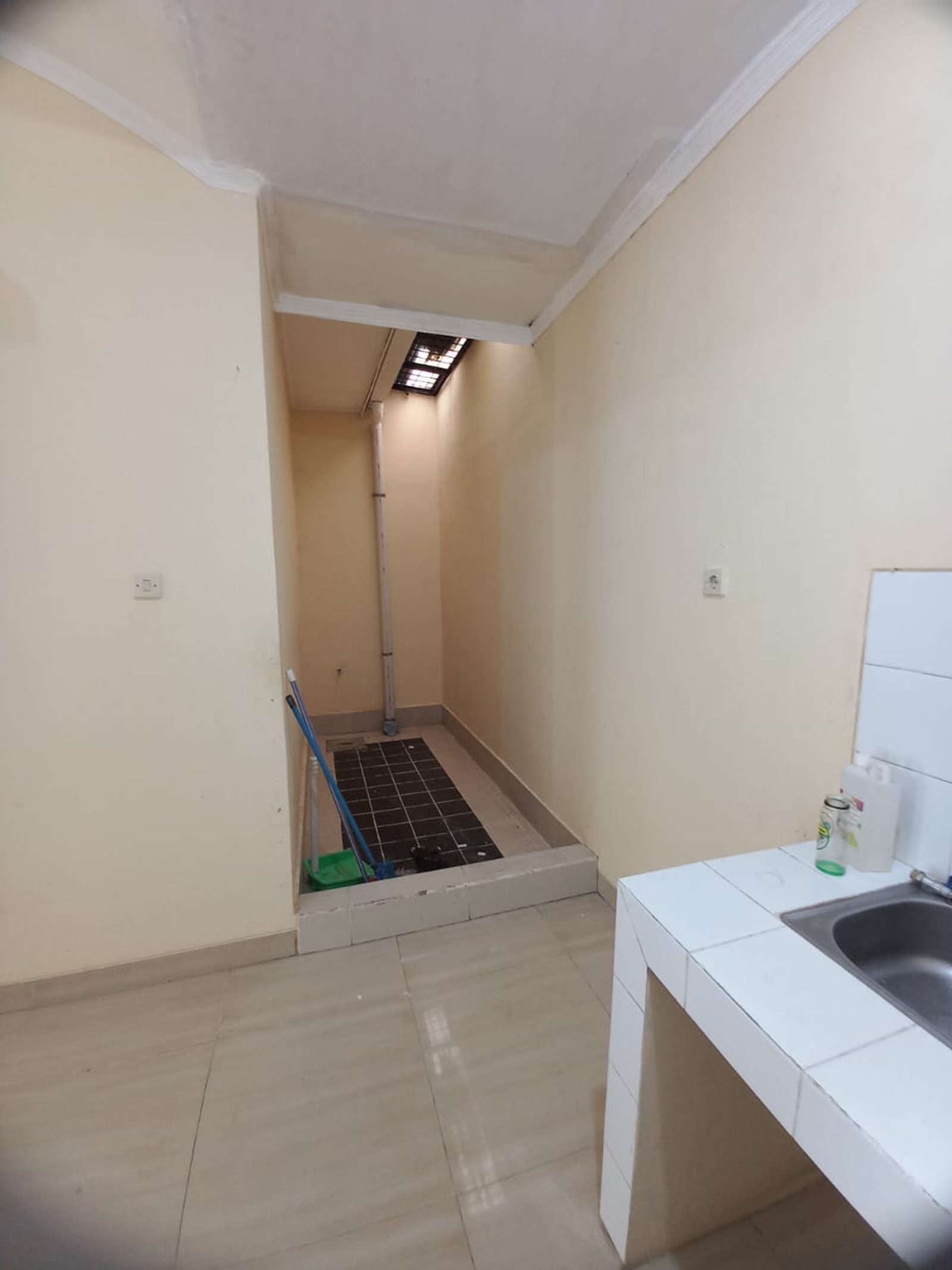 Duta Garden 1 lantai 6x15 Barat, Duta Garden, Rp 1.1 M, foto 4 dari 8