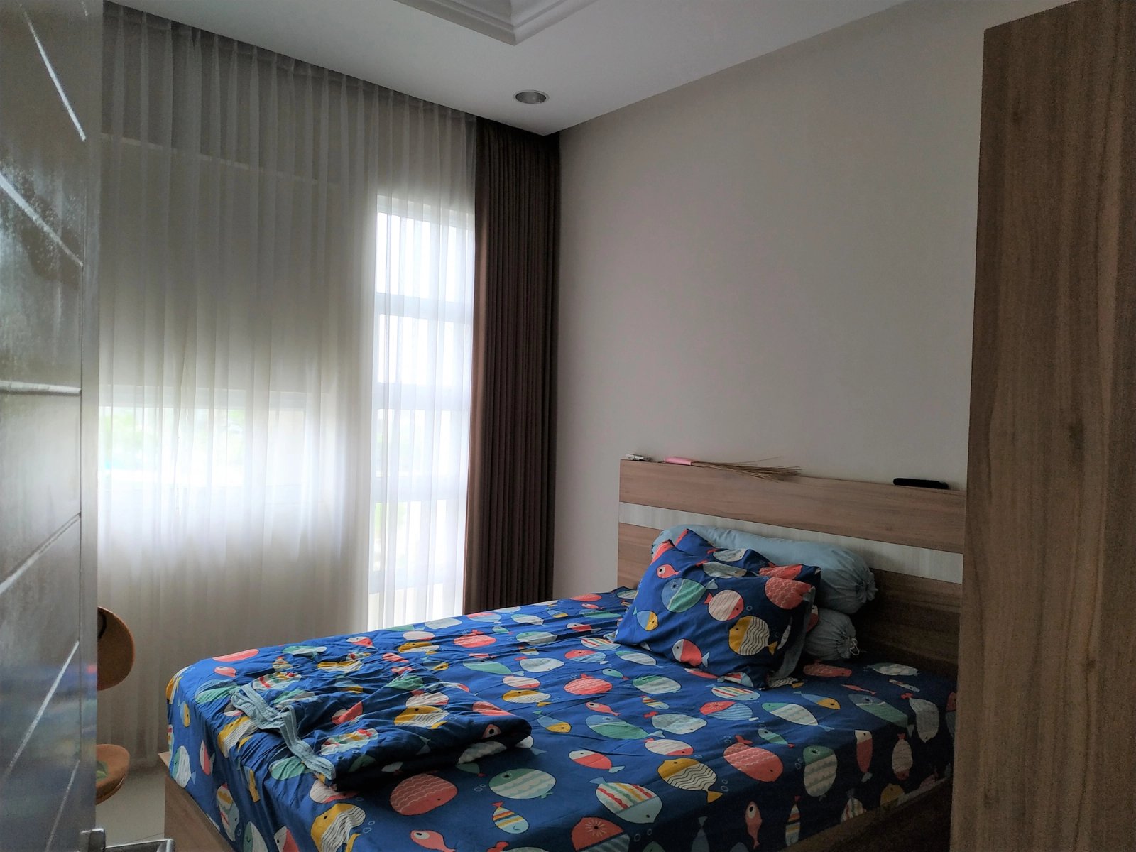 Duta Garden 3 lantai split level 9x17, Duta Garden, Rp 3.6 M, foto 3 dari 11