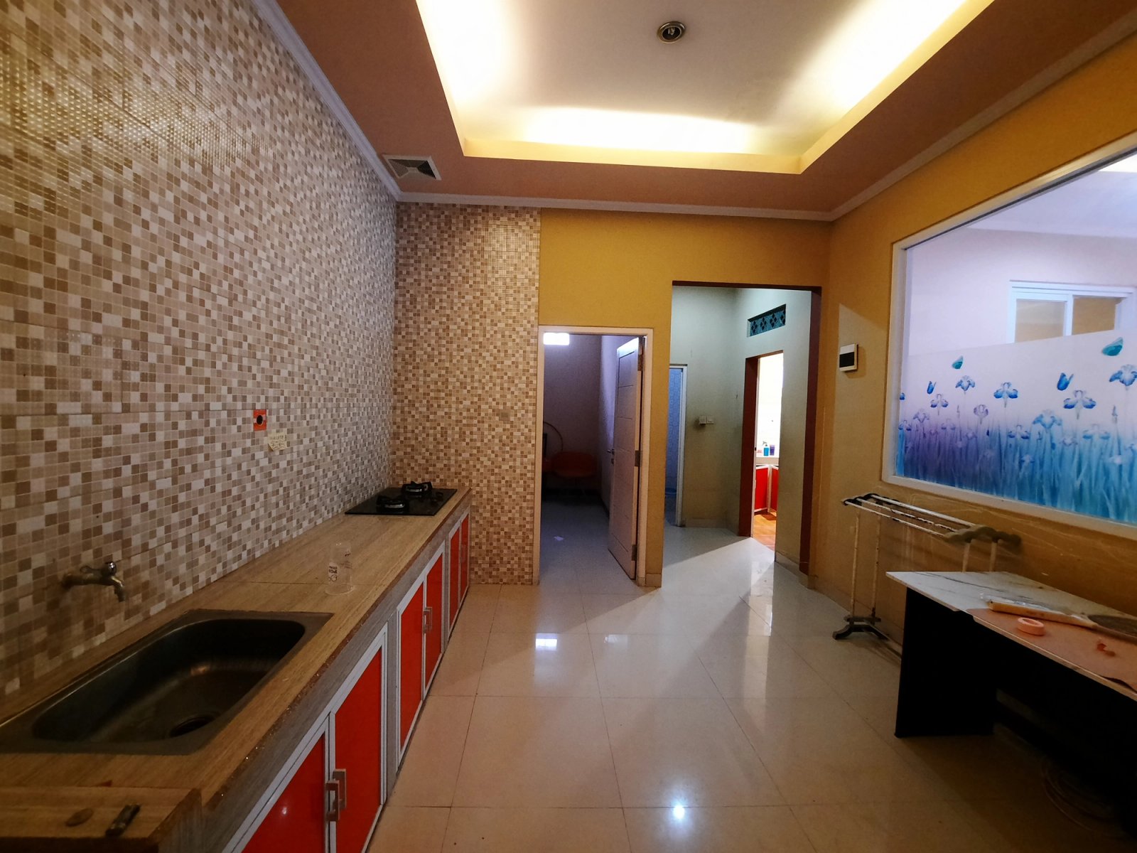 Rumah 2 lantai 8x17 hadap Selatan, Duta Garden, Rp 2 M — foto 5 dari 9