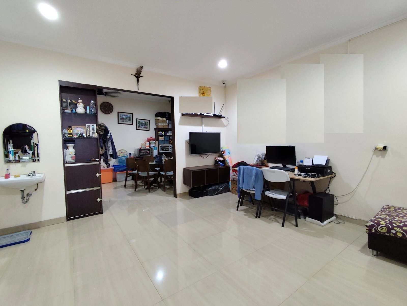 Duta Garden 2 lantai 6x17 hadap Utara Semifurnished, Duta Garden, Rp 2 M, foto 2 dari 12