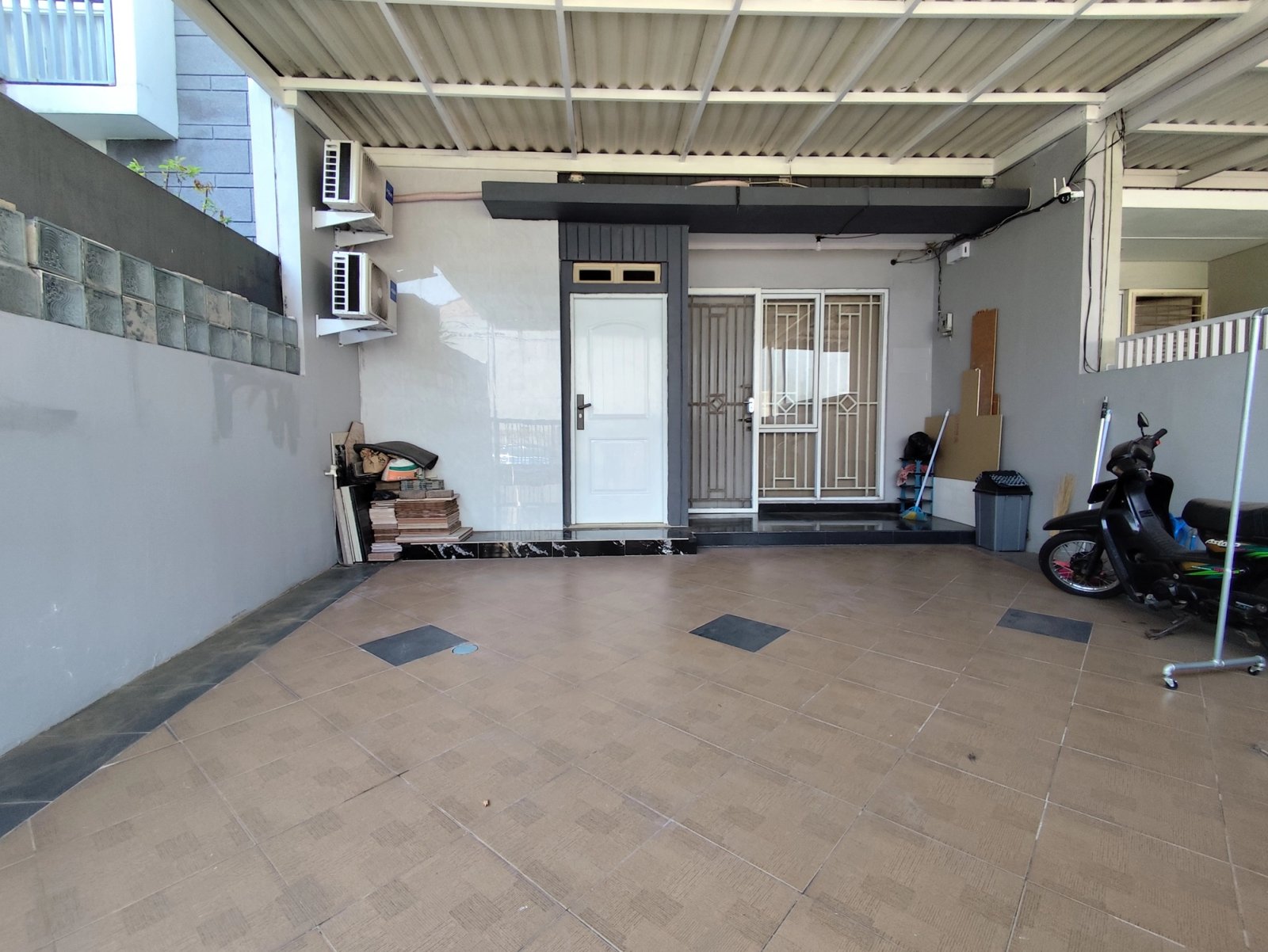 Duta Garden 2 lantai 6x20 Barat, Duta Garden, Rp 55 Jt/thn, foto 2 dari 12