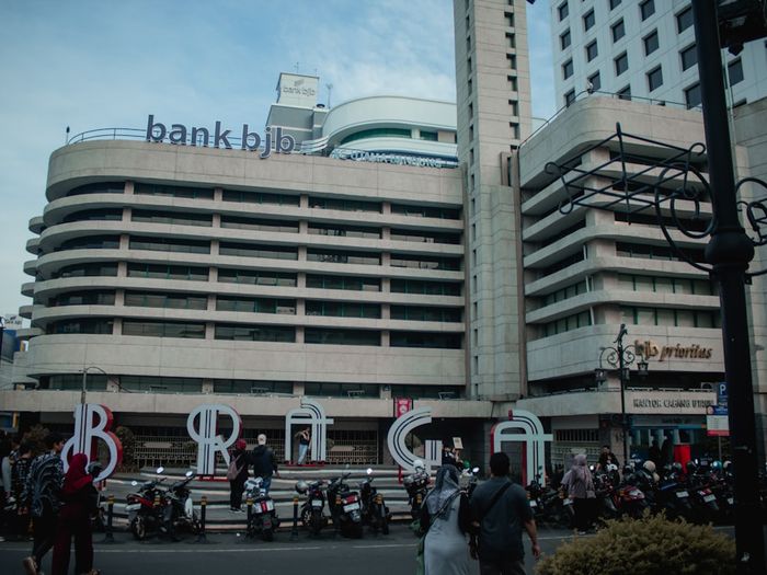 KPR BCA vs Mandiri untuk Rumah di Tangerang: Perbandingan Jujur dari Broker