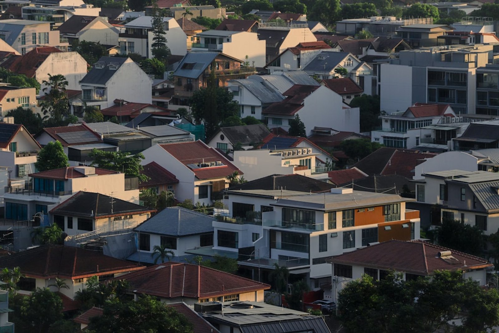 duta garden vs perumahan cikupa