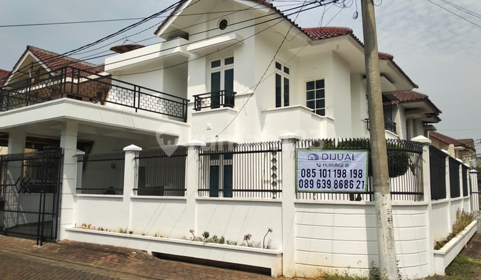 Duta Garden 2 lantai hook 14x17