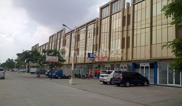 Ruko 3 Lantai Duta Garden Hadap Utara
