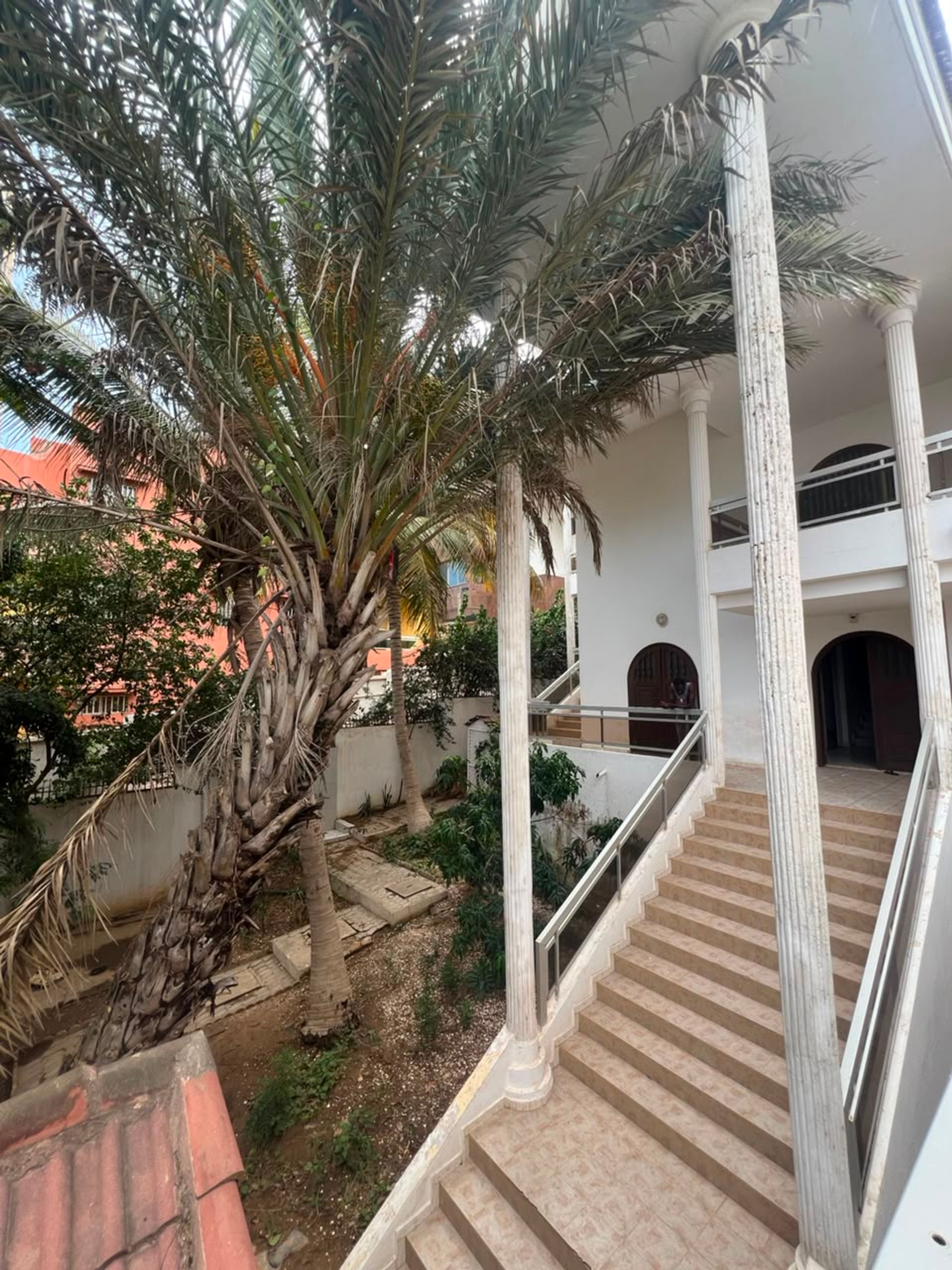 Villa d'exception à Mermoz — photo 3