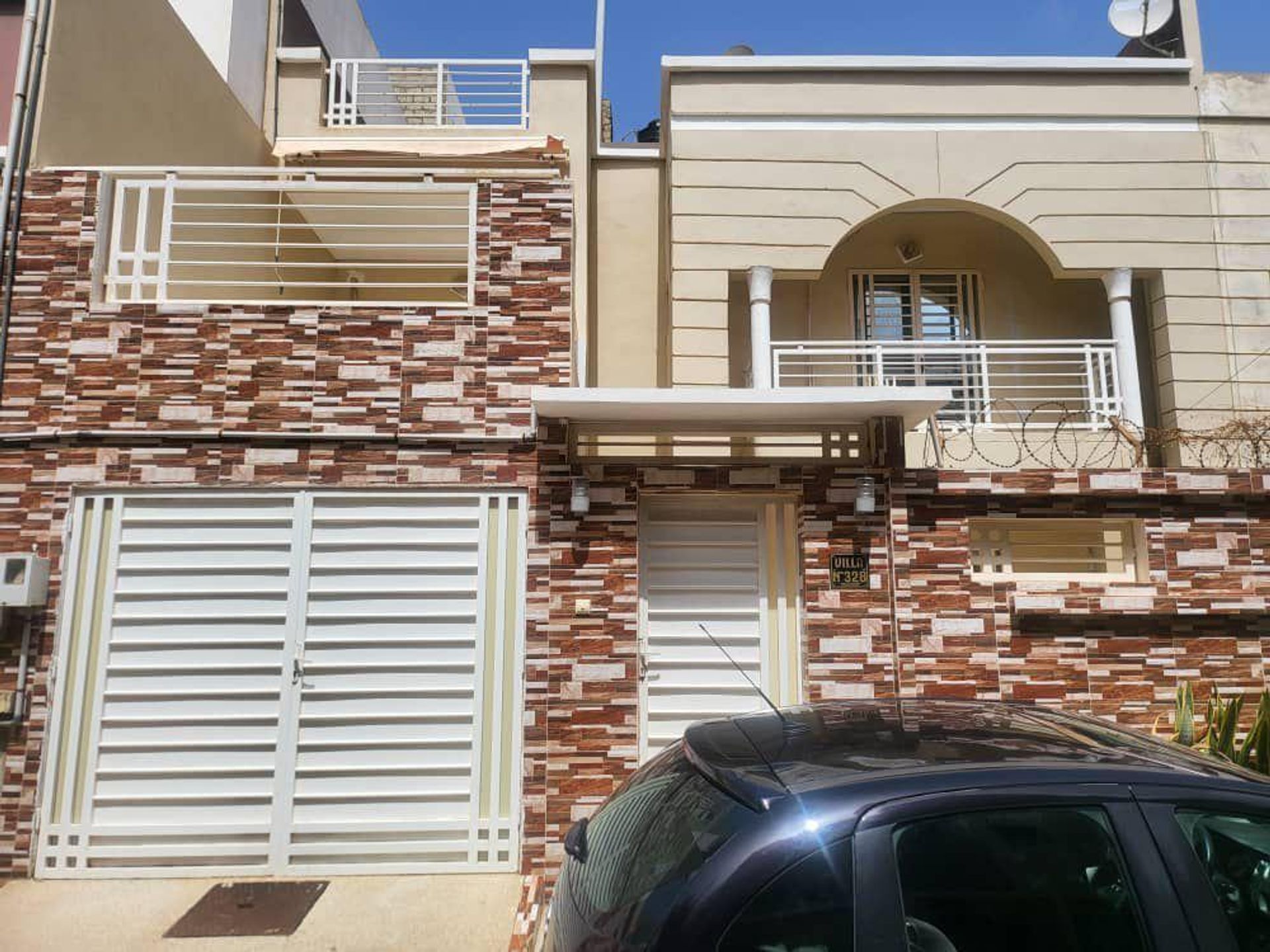 Villa R+1 de 160 m² avec Titre Foncier Individuel à vendre aux Mamelles – Cité Cheikh Amar, Dakar
