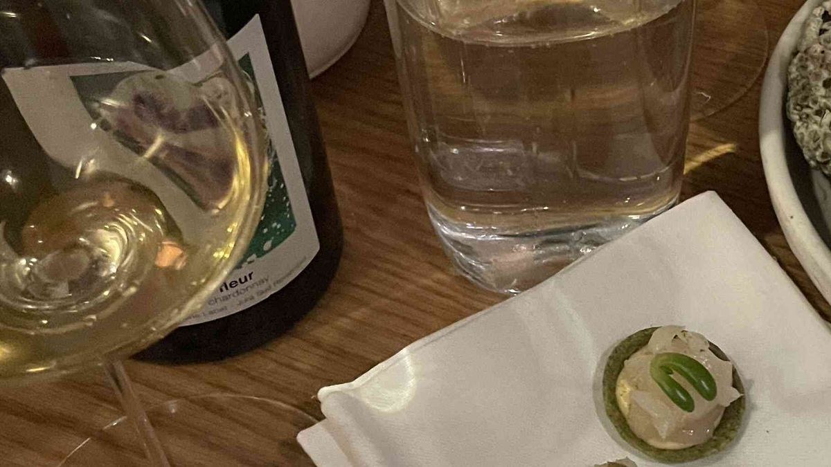 Domaine Labet and canapes at Planque, east London