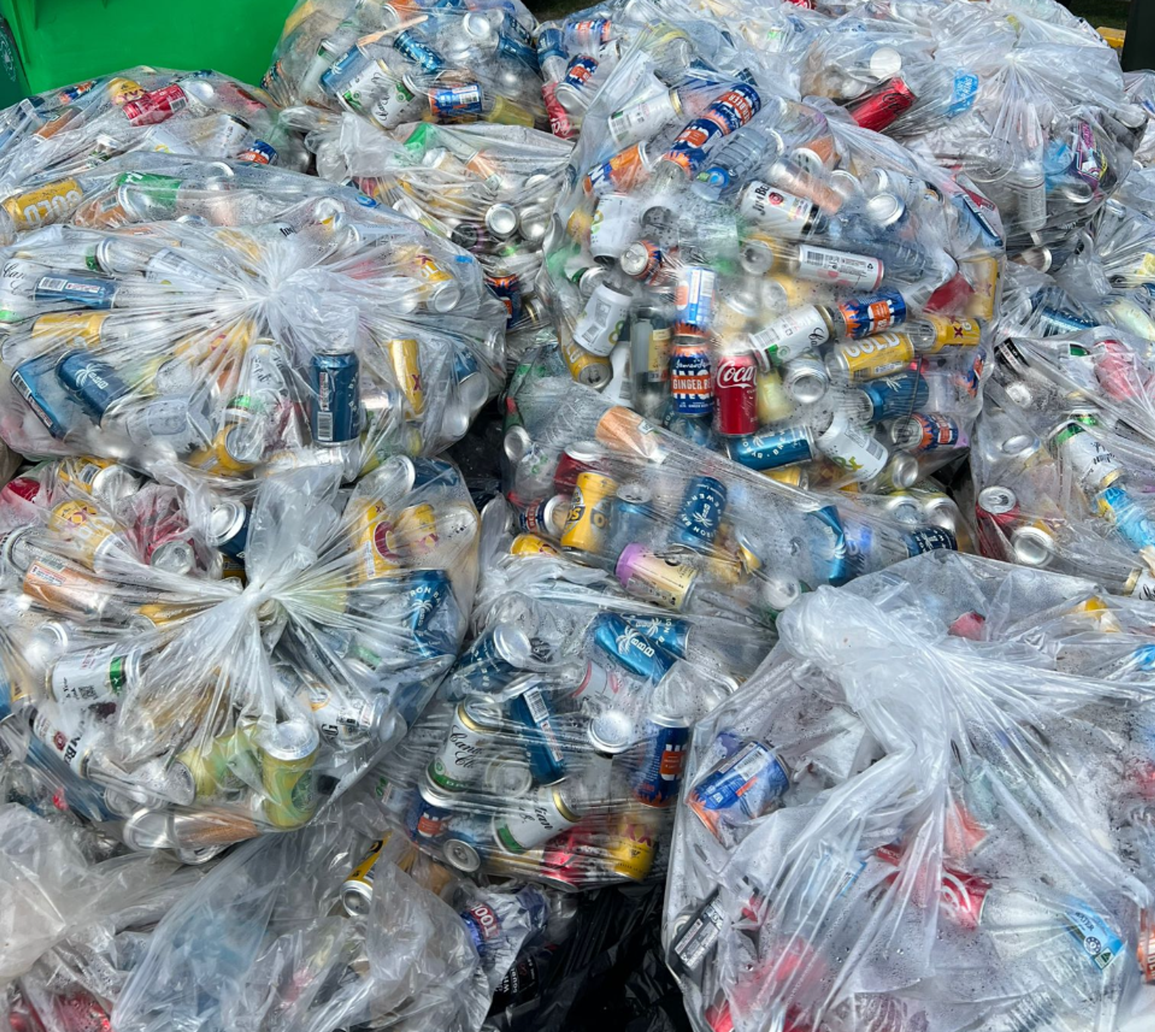 Empty aluminum cans in bulk