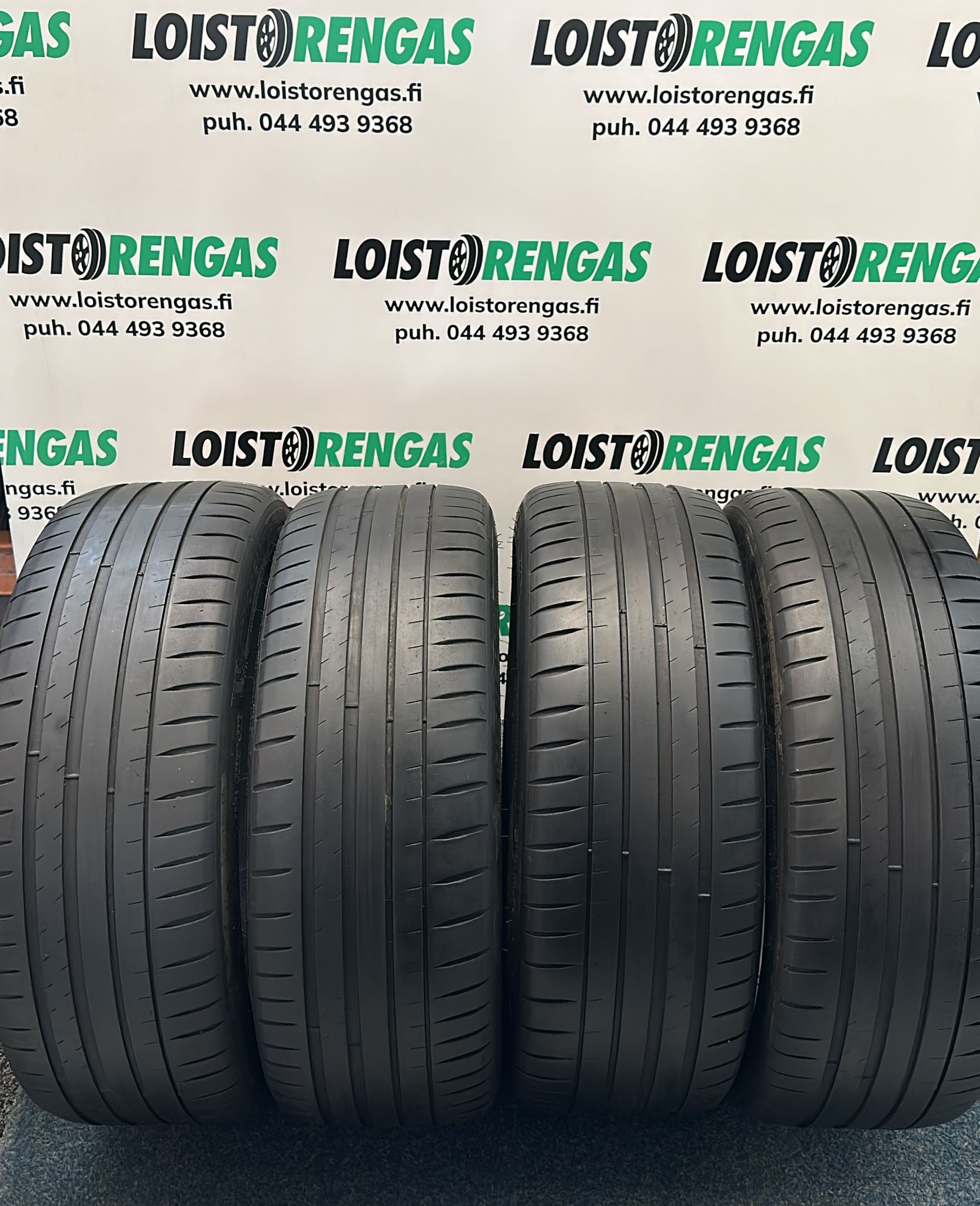 225/45 R19 Michelin Pilot Sport 4