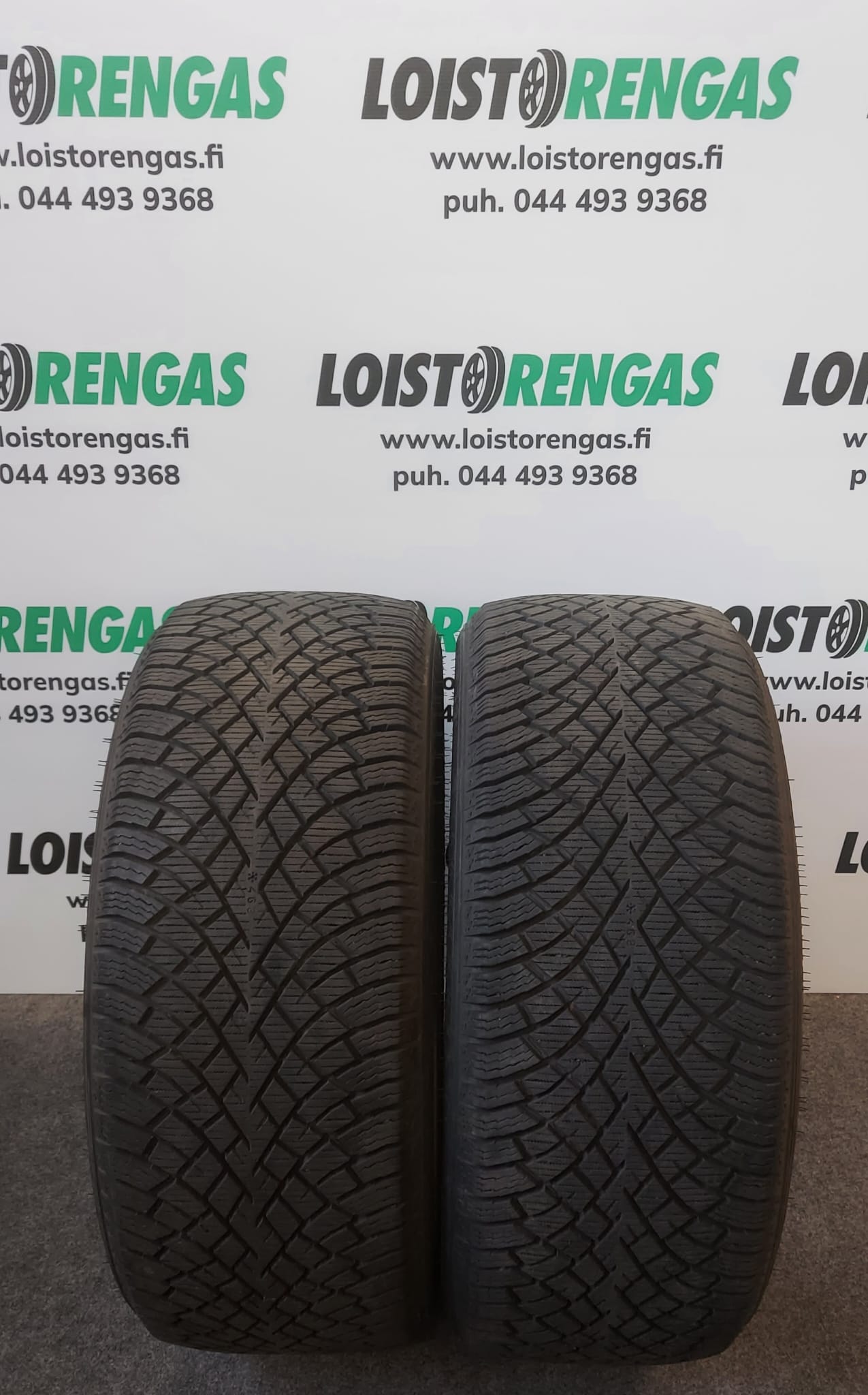 235/45 R18 98T XL Nokian Hakkapeliitta R5