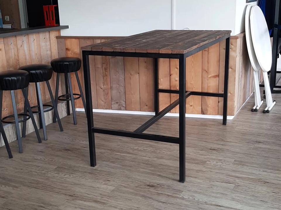 statafel hergebruikt hout
