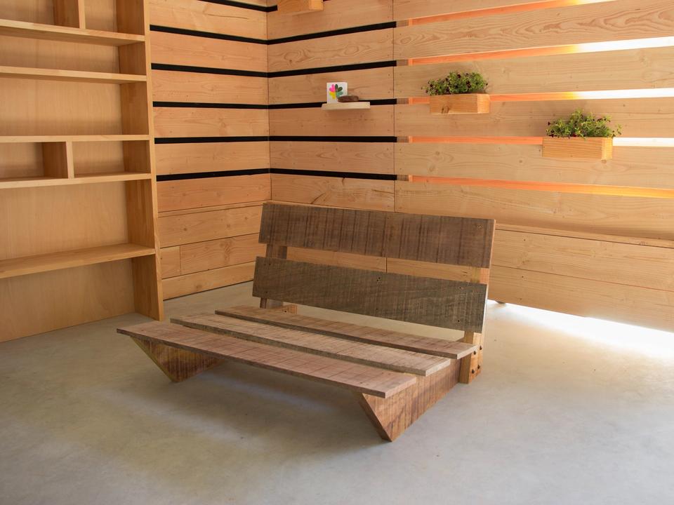 Lage lounge