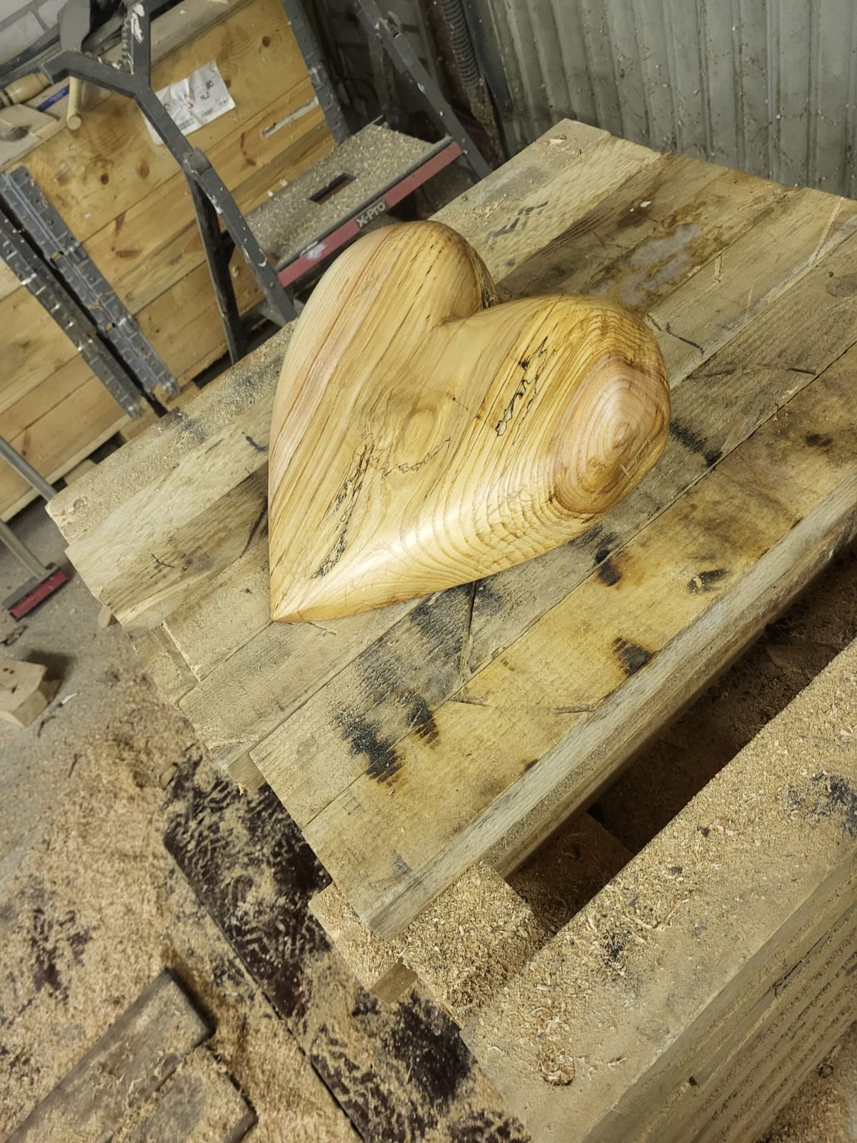 Decoratief houten hart voor binnen of buiten