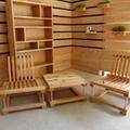 Twee stoelen met tafel